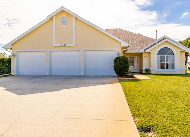 Property at 4545 11th Pl SW, Vero Beach, FL 32968, 3 beds, 2 baths