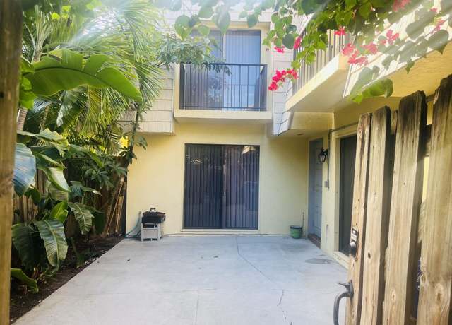 Property at 1170 6th Ave Unit 23c, Vero Beach, FL 32960, 2 beds, 2.5 baths