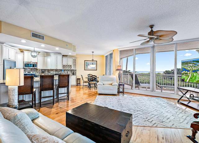 Property at 2900 N Highway A1a Unit 2-D, Hutchinson Island, FL 34949, 3 beds, 2.5 baths