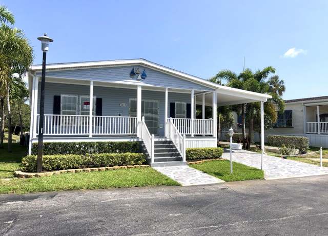 Property at 1215 Poinsettia Dr, Deerfield Beach, FL 33442, 2 beds, 2 baths