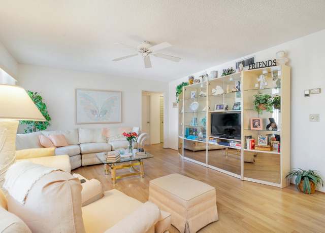 Property at 512 Shady Pine Way Unit A2, Greenacres, FL 33415, 2 beds, 2 baths