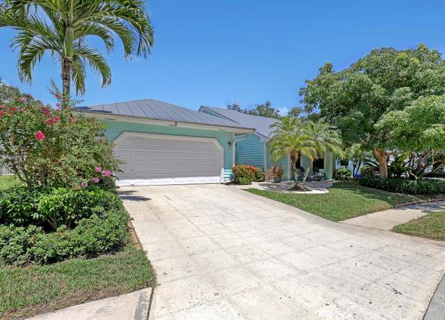 Property at 104 Colony Way E, Jupiter, FL 33458, 3 beds, 2 baths