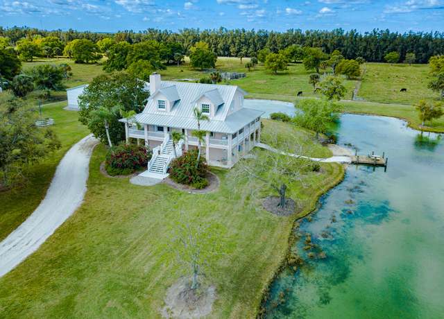 Property at 901 Casalino Rd, Fort Pierce, FL 34945, 3 beds, 2.5 baths