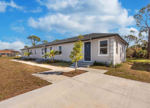 Property at 246 Rotonda Blvd W, Rotonda West, FL 33947, 3 beds, 2 baths