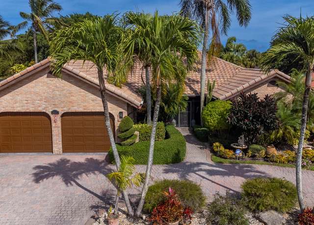 Property at 10117 Canoe Brook Cir, Boca Raton, FL 33498, 3 beds, 3 baths
