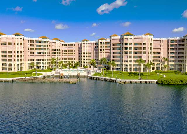 Property at 300 SE 5th Ave #4060, Boca Raton, FL 33432, 2 beds, 3.5 baths