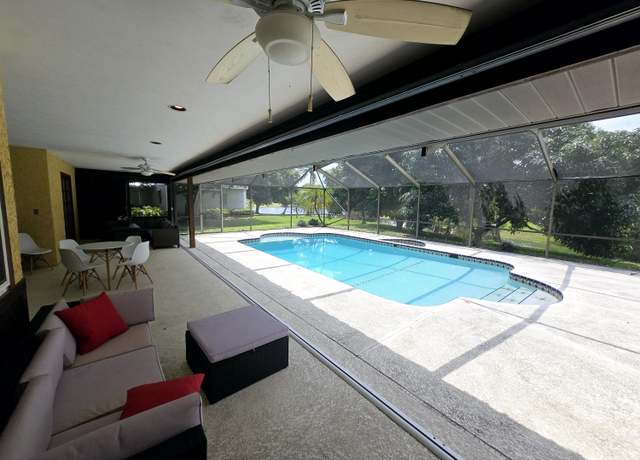 Property at 2944 NE Loquat Ln, Jensen Beach, FL 34957, 4 beds, 3 baths