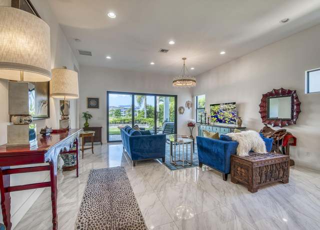 Property at 13701 Artisan Cir, Palm Beach Gardens, FL 33418, 2 beds, 2 baths