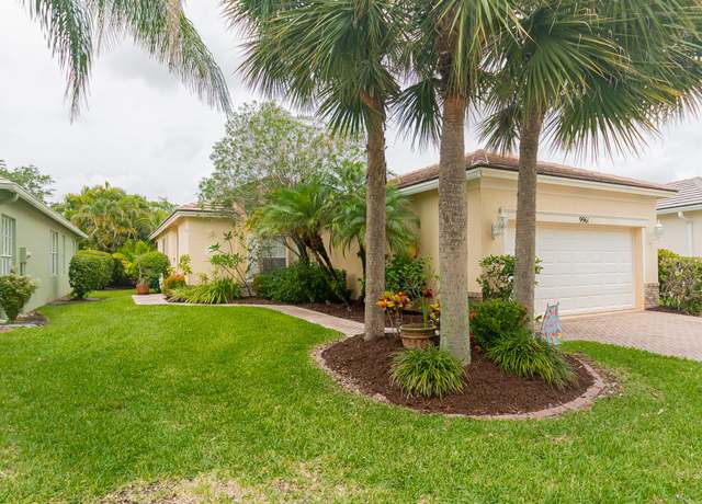 Property at 9961 SW Stonegate Dr, Port Saint Lucie, FL 34987, 2 beds, 2 baths