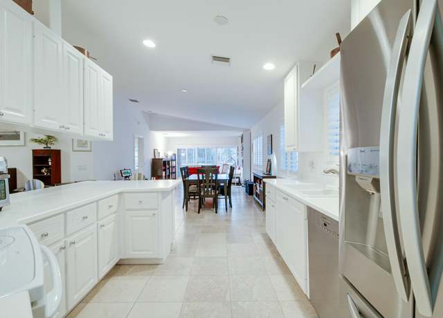 Property at 8320 Saint Johns Ct, Wellington, FL 33414, 2 beds, 2 baths