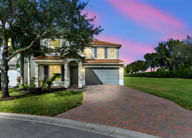 Property at 8639 Tally Ho Ln, West Palm Beach, FL 33411, 5 beds, 3 baths