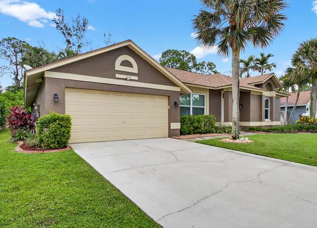 Property at 3771 Woods Walk Blvd, Lake Worth, FL 33467, 4 beds, 2 baths