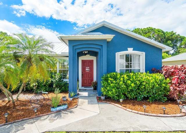 Property at 5950 NW Culebra Ave, Port Saint Lucie, FL 34986, 3 beds, 3 baths