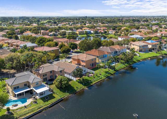 Property at 13049 SW 53rd St, Miramar, FL 33027, 4 beds, 3 baths