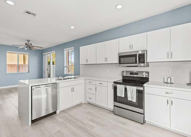 Property at 13049 SW 53rd St, Miramar, FL 33027, 4 beds, 3 baths