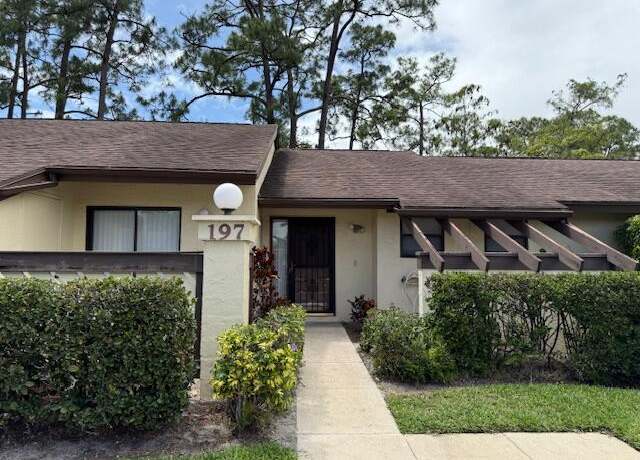 Property at 197 Star Clusters Ct, Royal Palm Beach, FL 33411, 2 beds, 2 baths