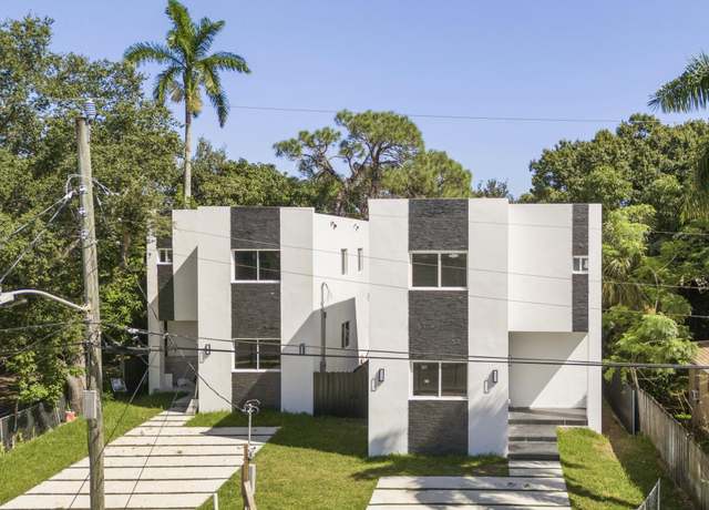 Property at 530 NW 13th Ave, Fort Lauderdale, FL 33311, 3 beds, 2.5 baths