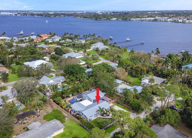 Property at 1100 SW 24th St, Palm City, FL 34990, 3 beds, 2 baths