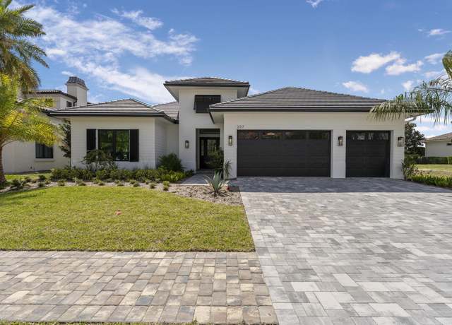 Property at 207 SE Bella Strano, Port Saint Lucie, FL 34984, 4 beds, 4.5 baths