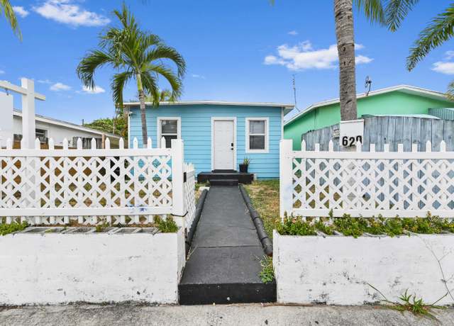 Property at 629 N F St, Lake Worth Beach, FL 33460, 3 beds, 2 baths