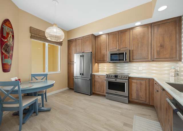 Property at 37 Harbour Isle Dr E #304, Fort Pierce, FL 34949, 2 beds, 2 baths