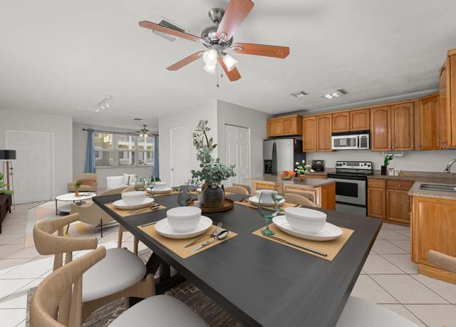 Property at 10531 NW 57 St, Coral Springs, FL 33076, 3 beds, 2.5 baths