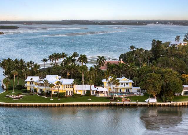 Property at 3 Timor St, Sewalls Point, FL 34996, 5 beds, 4.5 baths