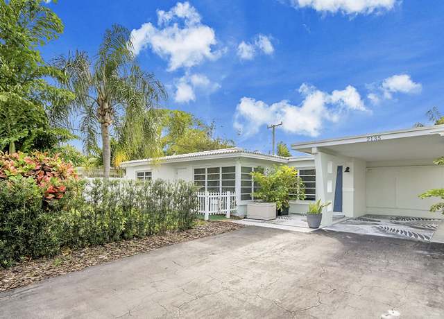 Property at 2135 NE 4th Way, Boca Raton, FL 33431, 3 beds, 2 baths