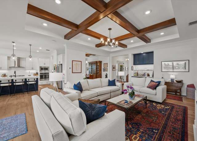 Property at 15623 Cresswind Pl, Westlake, FL 33470, 3 beds, 2.5 baths