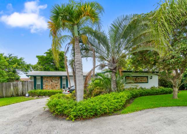 Property at 522 Jaeger Dr, Delray Beach, FL 33444, 3 beds, 2 baths