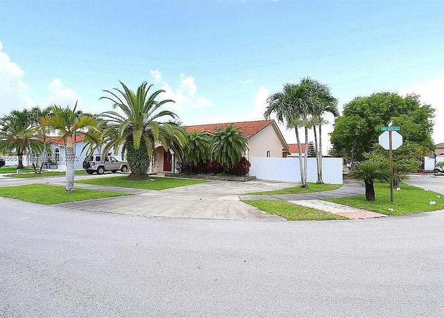 Property at 17870 SW 155th Ct, Miami, FL 33187, 4 beds, 2 baths