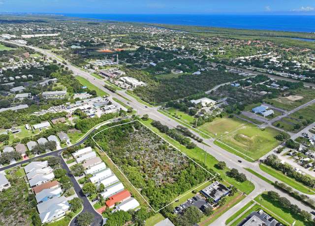 Property at 8200 SE Sugar Pines Way, Hobe Sound, FL 33455