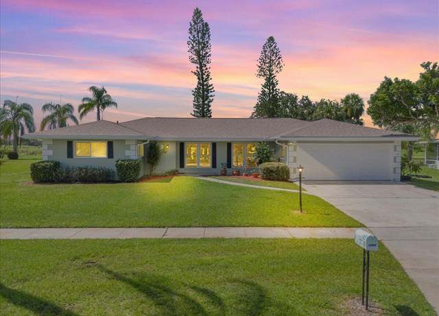 Property at 3060 SE Santa Anita St, Port Saint Lucie, FL 34952, 3 beds, 2 baths