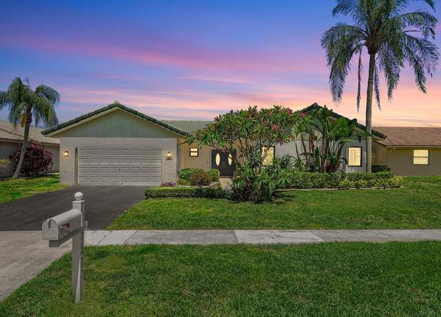 Property at 21212 Escondido Way, Boca Raton, FL 33433, 3 beds, 2.5 baths