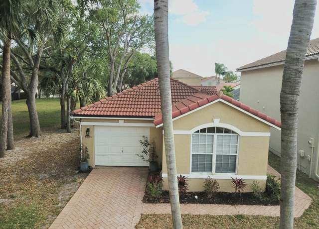 Property at 6866 Long Key St, Lake Worth, FL 33467, 3 beds, 2 baths