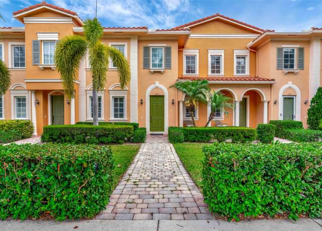 Property at 563 Dakota Dr, Jupiter, FL 33458, 3 beds, 2.5 baths