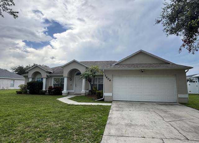 Property at 2606 N Serenity Cir, Fort Pierce, FL 34981, 4 beds, 2 baths