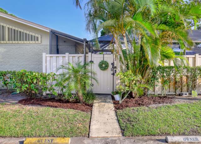 Property at 5822 Golden Eagle Cir, Palm Beach Gardens, FL 33418, 3 beds, 2 baths