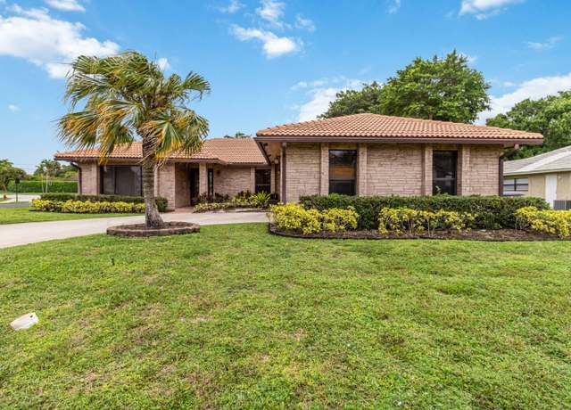 Property at 21920 Holly Tree Way, Boca Raton, FL 33428, 3 beds, 2 baths
