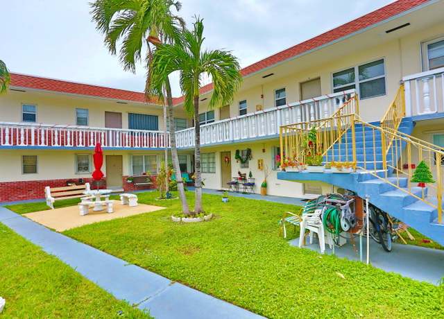 Property at 1554 N 12th Ct Unit 11a, Hollywood, FL 33019, 1 bed, 1 bath