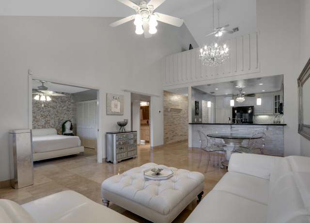Property at 6136 SE Georgetown Pl, Hobe Sound, FL 33455, 3 beds, 2 baths