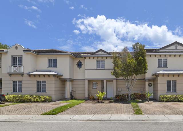 Property at 1224 Lucaya Dr, Riviera Beach, FL 33404, 2 beds, 2.5 baths