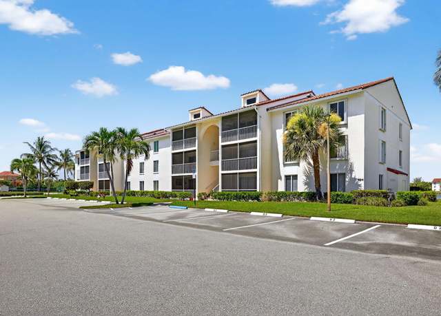 Property at 4428 NE Ocean Blvd Unit C1, Jensen Beach, FL 34957, 2 beds, 2 baths