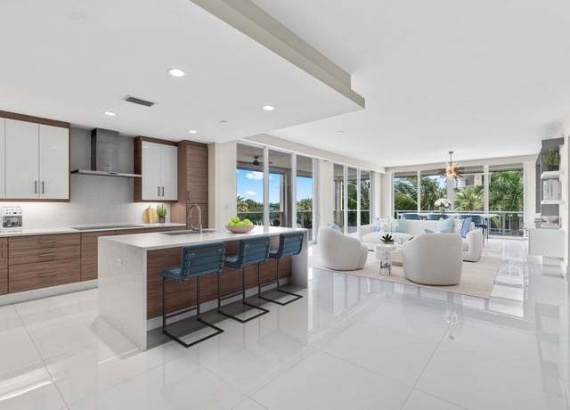 Property at 2720 Donald Ross Rd #301, Palm Beach Gardens, FL 33410, 3 beds, 3.5 baths