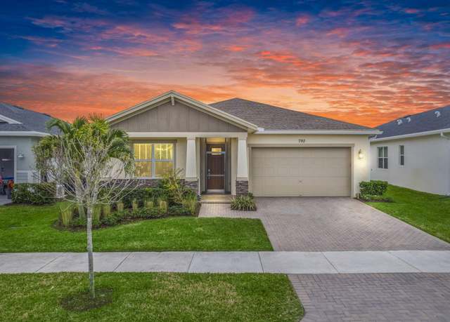 Property at 792 SE Bloomfield Rd, Port Saint Lucie, FL 34984, 3 beds, 3 baths