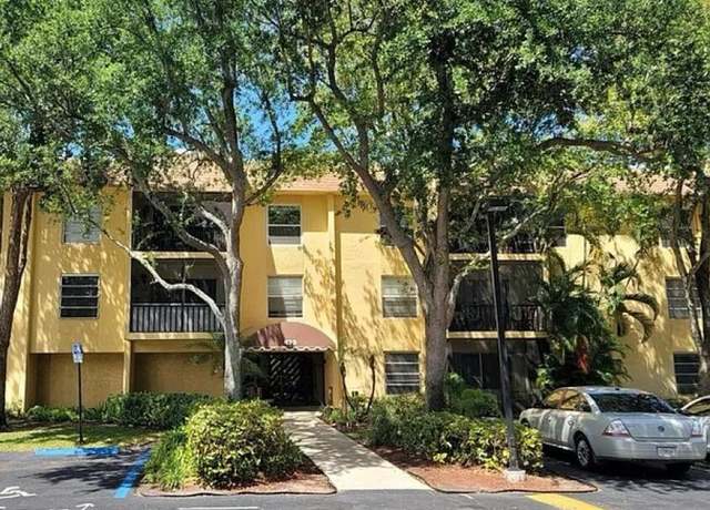 Property at 480 NW 20th St Unit 207b, Boca Raton, FL 33431, 2 beds, 2 baths