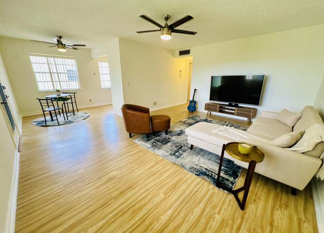 Property at 230 Normandy Ln E, Delray Beach, FL 33484, 2 beds, 2 baths