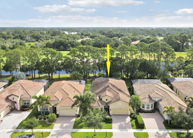 Property at 10479 SW Visconti Way, Port Saint Lucie, FL 34986, 3 beds, 2.5 baths