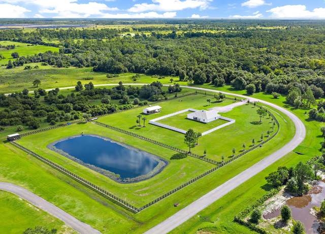 Property at 13615 SE 26th Ln, Okeechobee, FL 34974, 4 beds, 3 baths