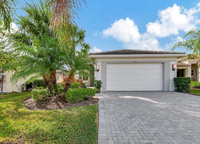 Property at 10571 SW Sunray St, Port Saint Lucie, FL 34987, 3 beds, 2.5 baths